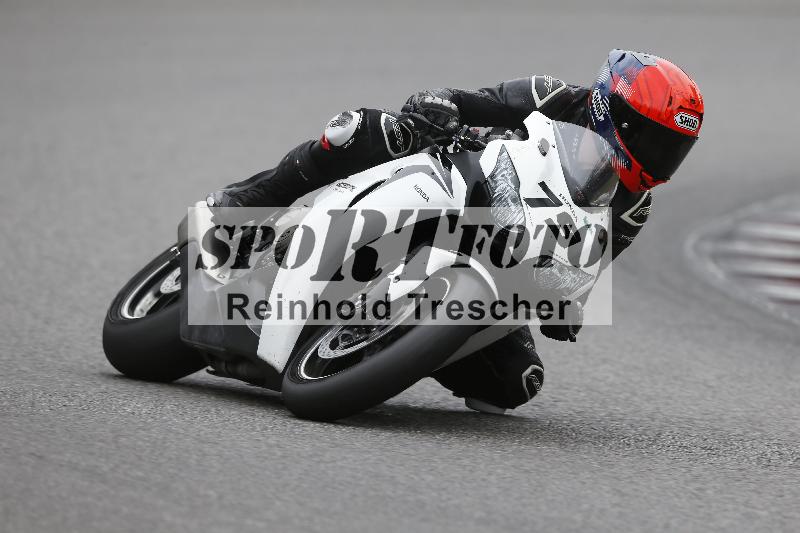 /37 09.08.2026  Pluess Motosport ADR/Freies Fahren/79